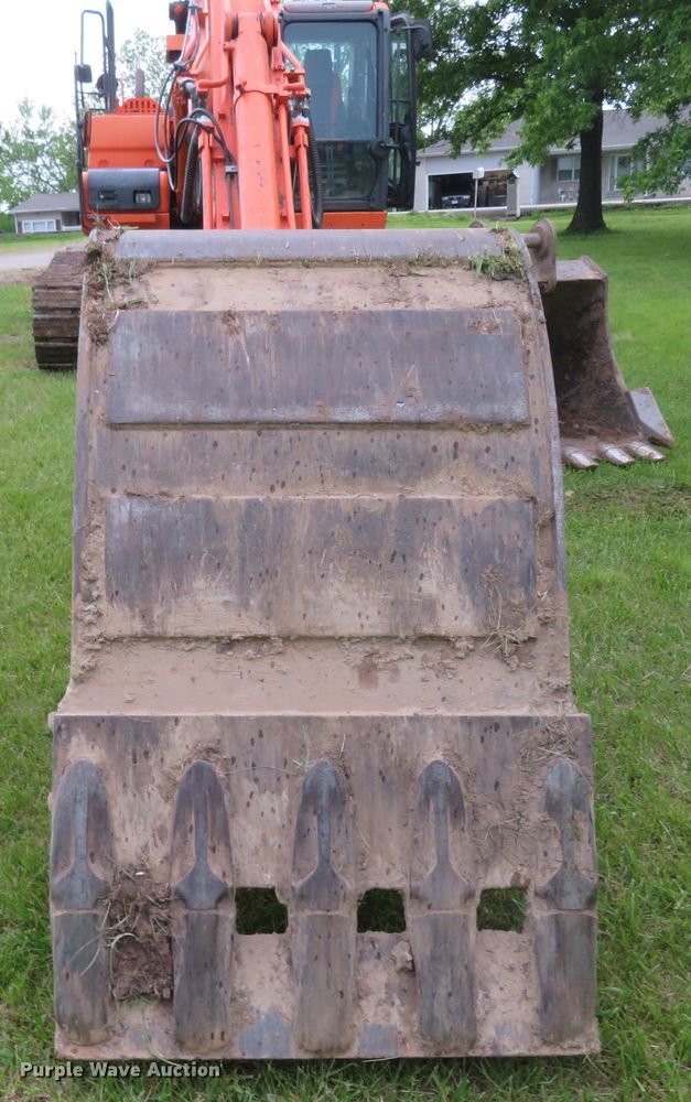 image for item DM7385 2014 Doosan DX225LC-3  excavator