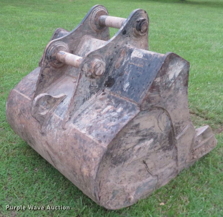 image for item DM7385 2014 Doosan DX225LC-3  excavator