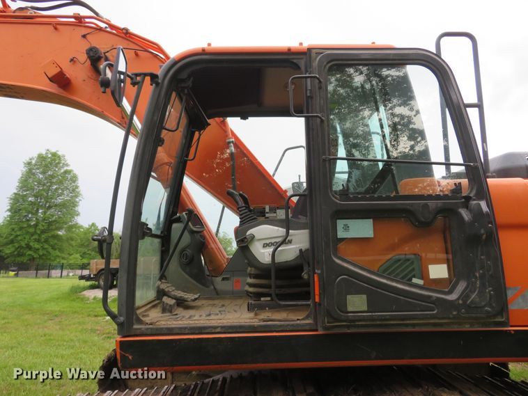 image for item DM7385 2014 Doosan DX225LC-3  excavator