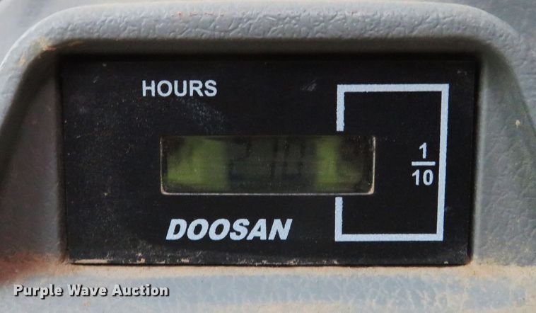 image for item DM7385 2014 Doosan DX225LC-3  excavator