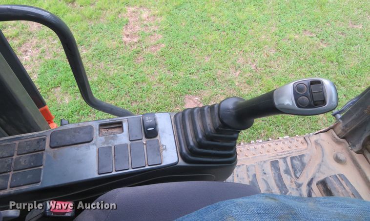 image for item DM7385 2014 Doosan DX225LC-3  excavator