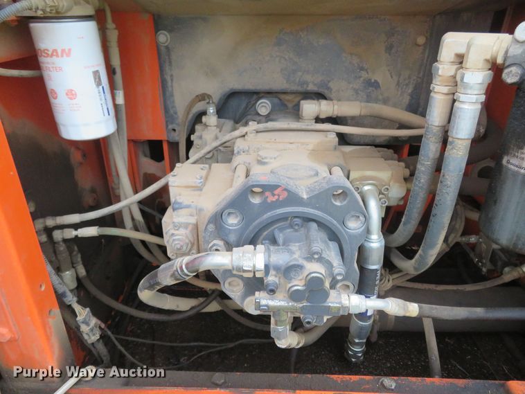 image for item DM7385 2014 Doosan DX225LC-3  excavator