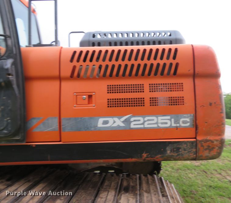 image for item DM7385 2014 Doosan DX225LC-3  excavator