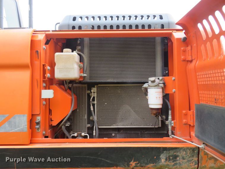 image for item DM7385 2014 Doosan DX225LC-3  excavator