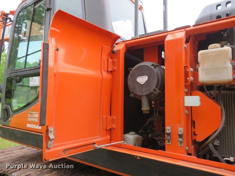 image for item DM7385 2014 Doosan DX225LC-3  excavator