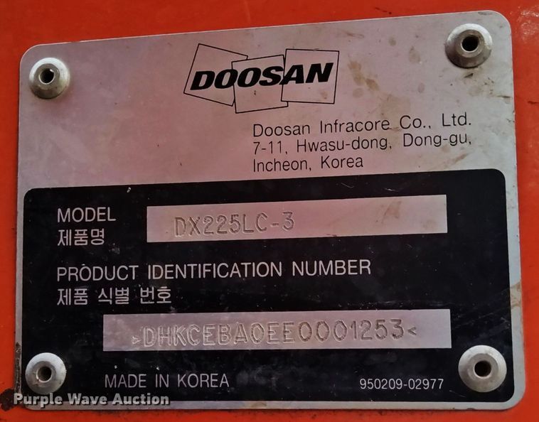 image for item DM7385 2014 Doosan DX225LC-3  excavator