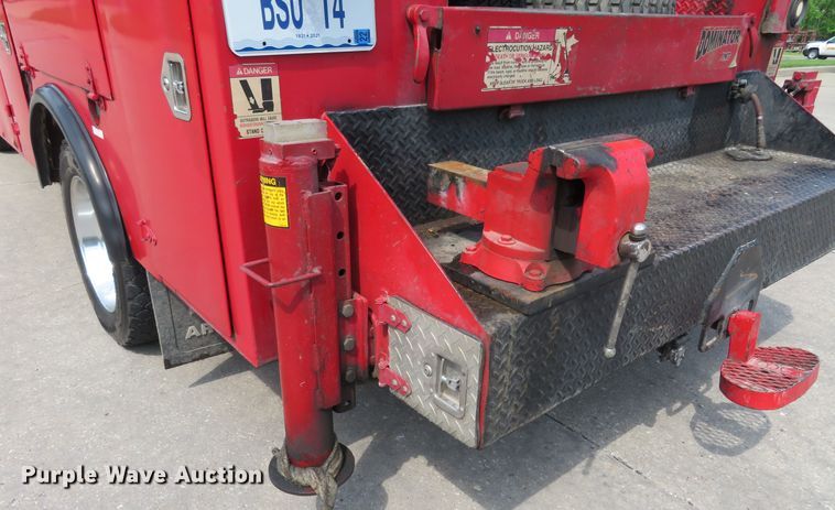 image for item DM7386 2002 Ford F550 Super Duty  utility / service truck