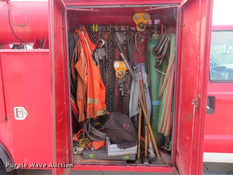 image for item DM7386 2002 Ford F550 Super Duty  utility / service truck