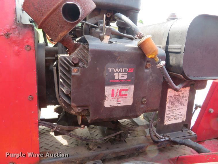 image for item DM7386 2002 Ford F550 Super Duty  utility / service truck