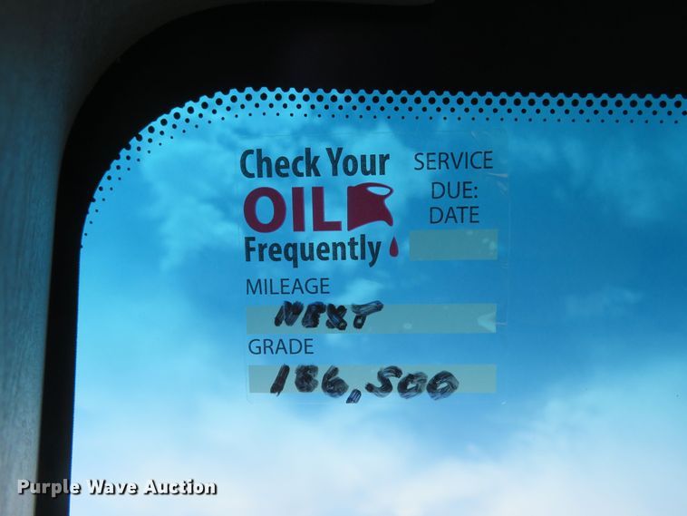 image for item DM7386 2002 Ford F550 Super Duty  utility / service truck