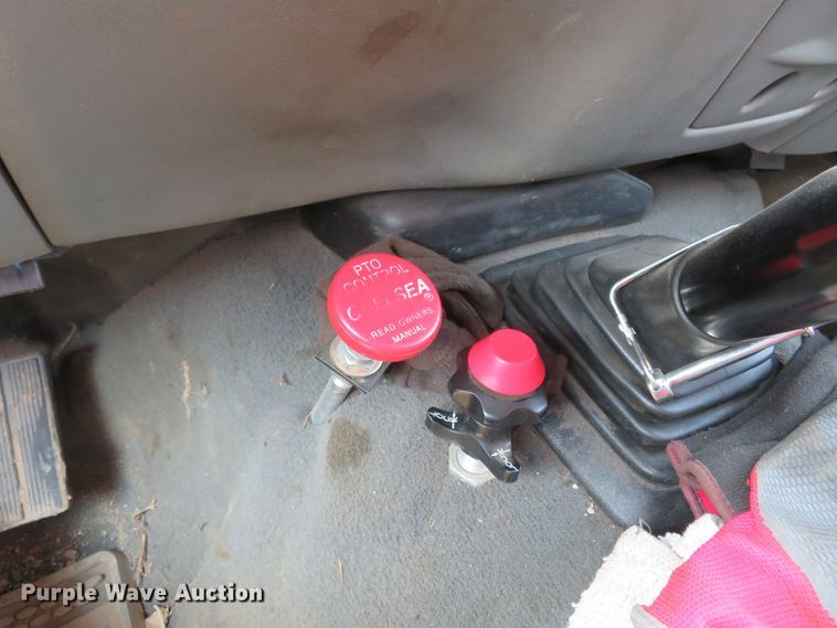 image for item DM7386 2002 Ford F550 Super Duty  utility / service truck