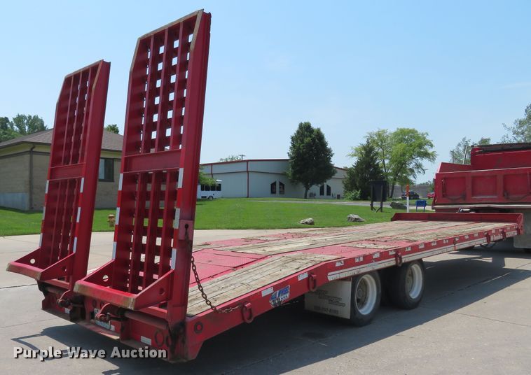 image for item DM7387 2017 Eager Beaver 20XPT  equipment trailer