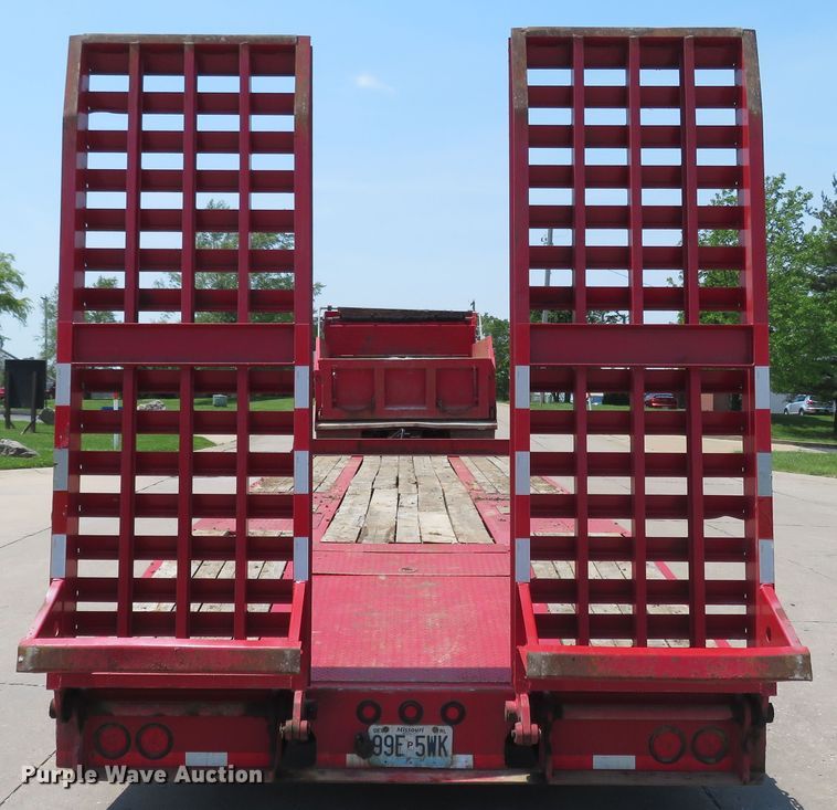 image for item DM7387 2017 Eager Beaver 20XPT  equipment trailer