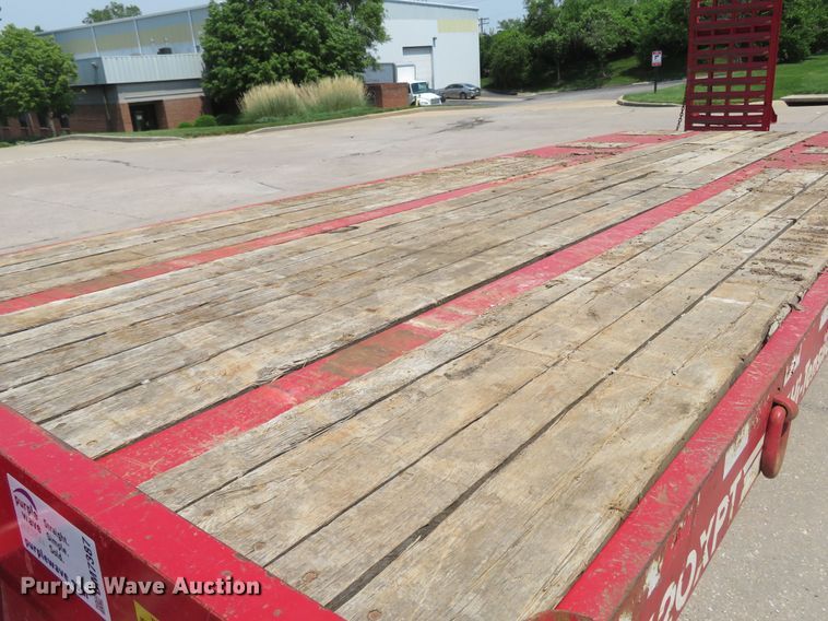 image for item DM7387 2017 Eager Beaver 20XPT  equipment trailer