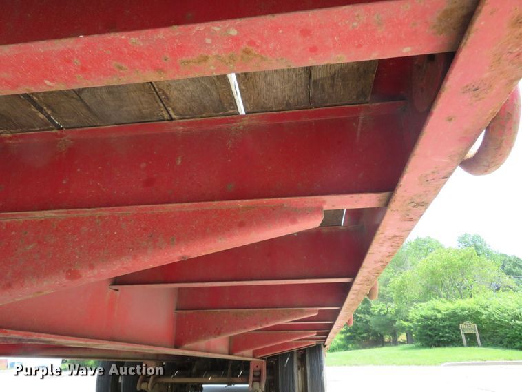 image for item DM7387 2017 Eager Beaver 20XPT  equipment trailer