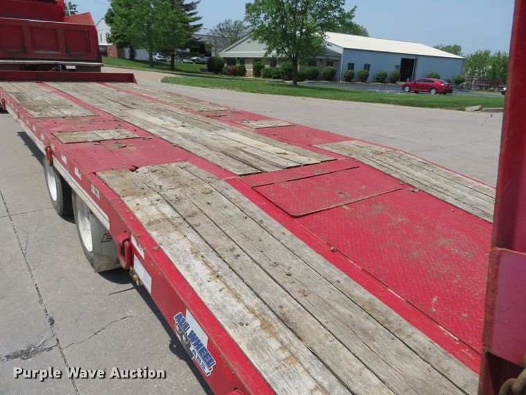 image for item DM7387 2017 Eager Beaver 20XPT  equipment trailer