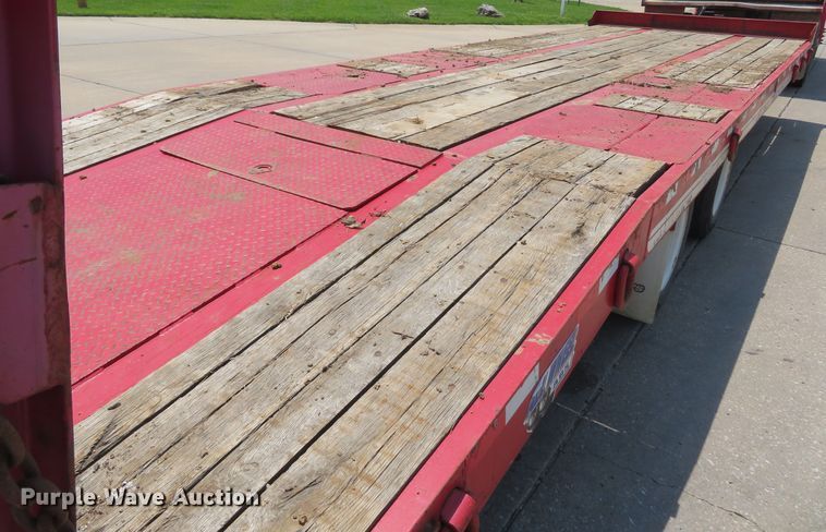 image for item DM7387 2017 Eager Beaver 20XPT  equipment trailer