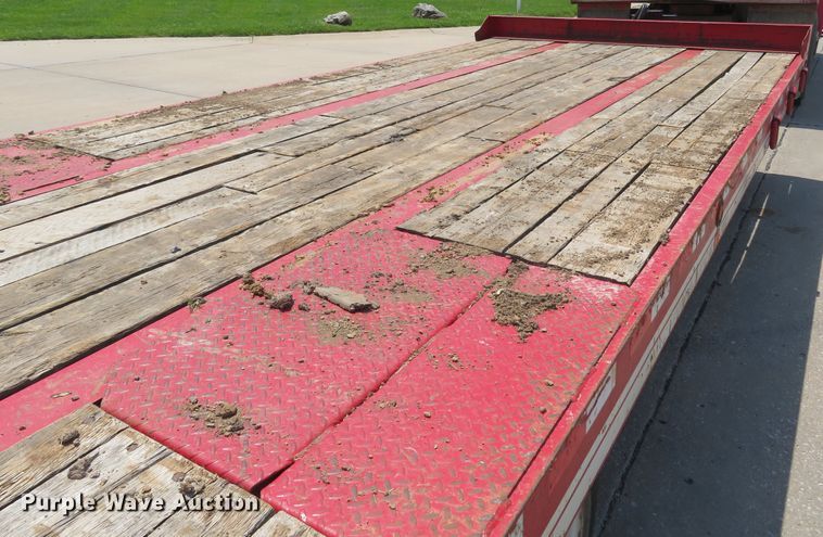 image for item DM7387 2017 Eager Beaver 20XPT  equipment trailer