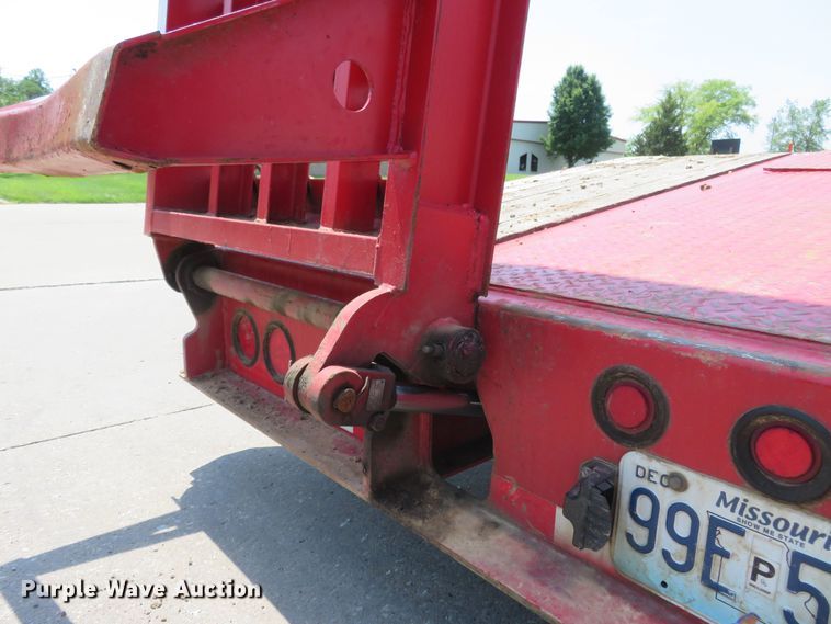 image for item DM7387 2017 Eager Beaver 20XPT  equipment trailer