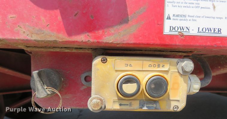 image for item DM7387 2017 Eager Beaver 20XPT  equipment trailer