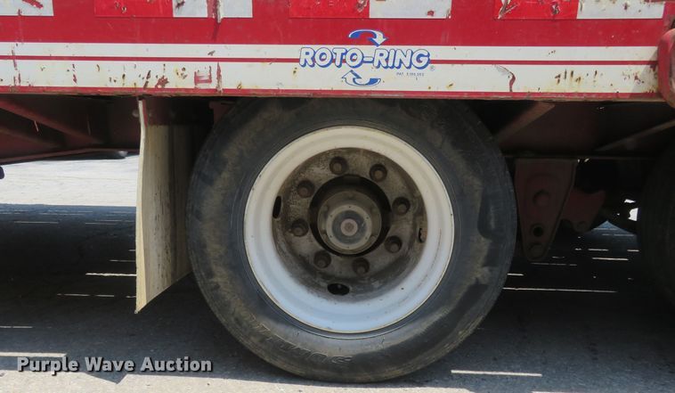 image for item DM7387 2017 Eager Beaver 20XPT  equipment trailer