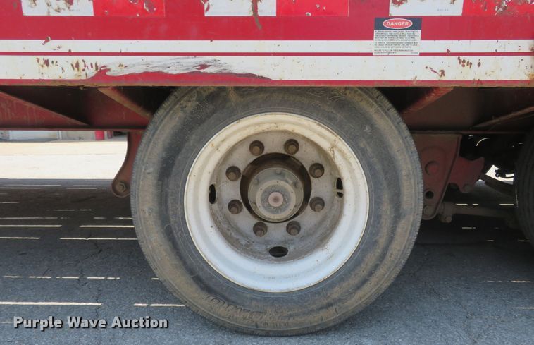 image for item DM7387 2017 Eager Beaver 20XPT  equipment trailer