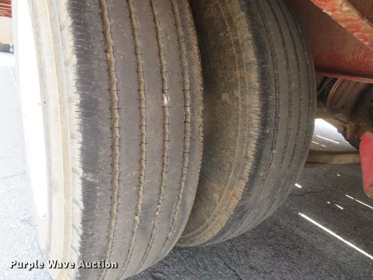 image for item DM7387 2017 Eager Beaver 20XPT  equipment trailer