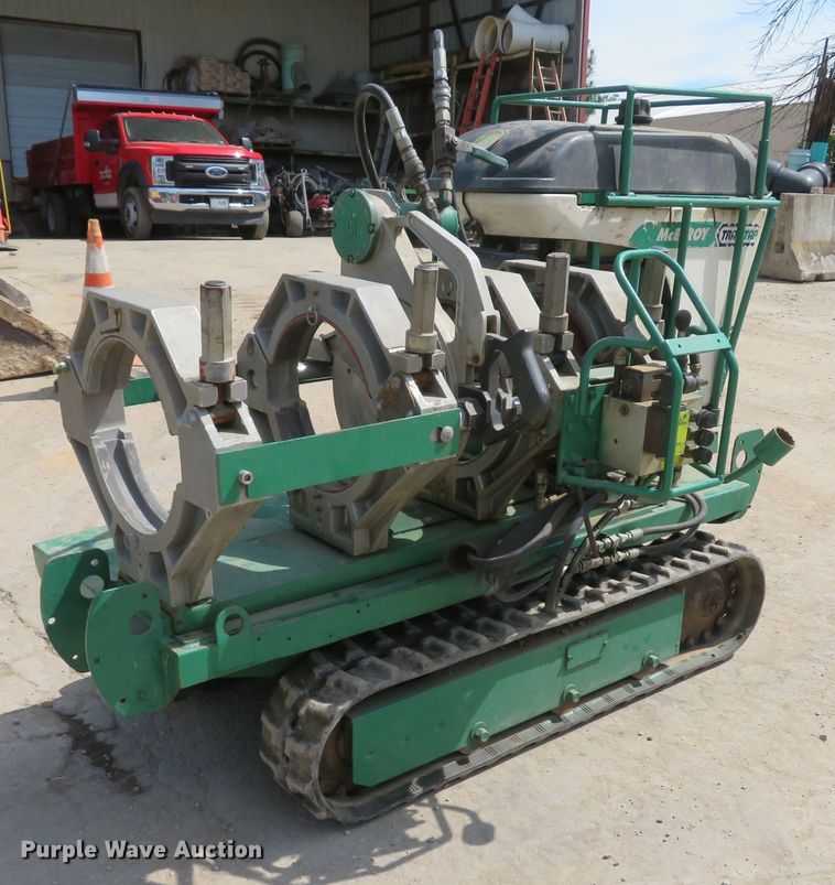 image for item DM7404 McElroy TracStar 412  poly pipe fusion machine