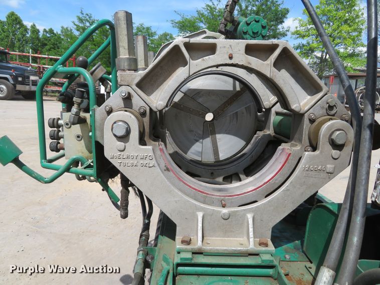 image for item DM7404 McElroy TracStar 412  poly pipe fusion machine
