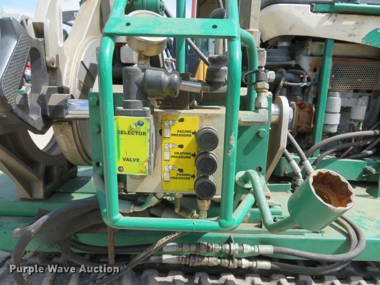 image for item DM7404 McElroy TracStar 412  poly pipe fusion machine