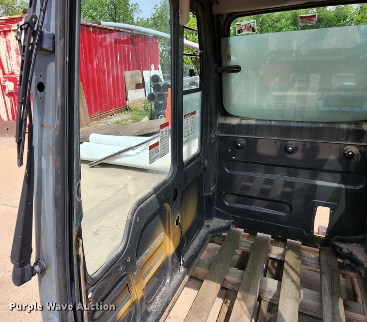 image for item DM7412 Komatsu  excavator cab