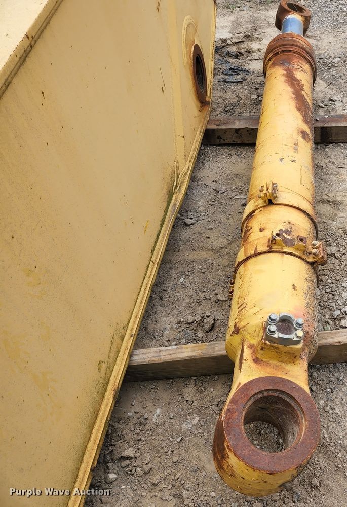 image for item DM7413 Komatsu  excavator stick