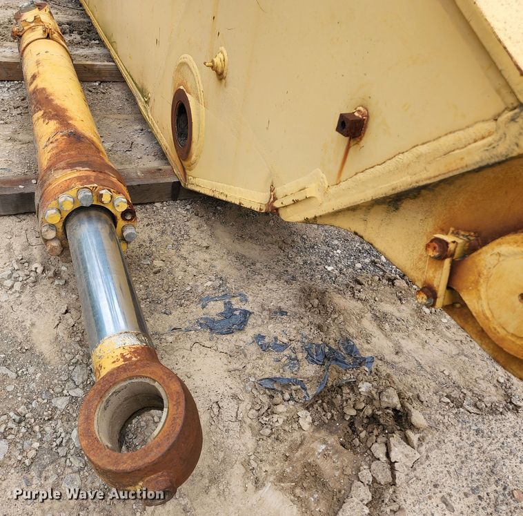 image for item DM7413 Komatsu  excavator stick