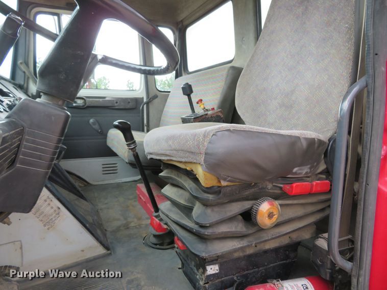 image for item DM7417 1994 Mack CS200P  dump truck