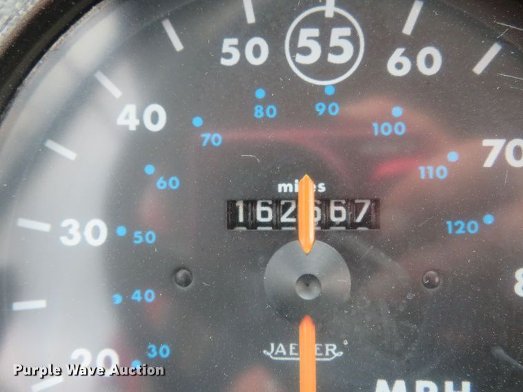 image for item DM7417 1994 Mack CS200P  dump truck