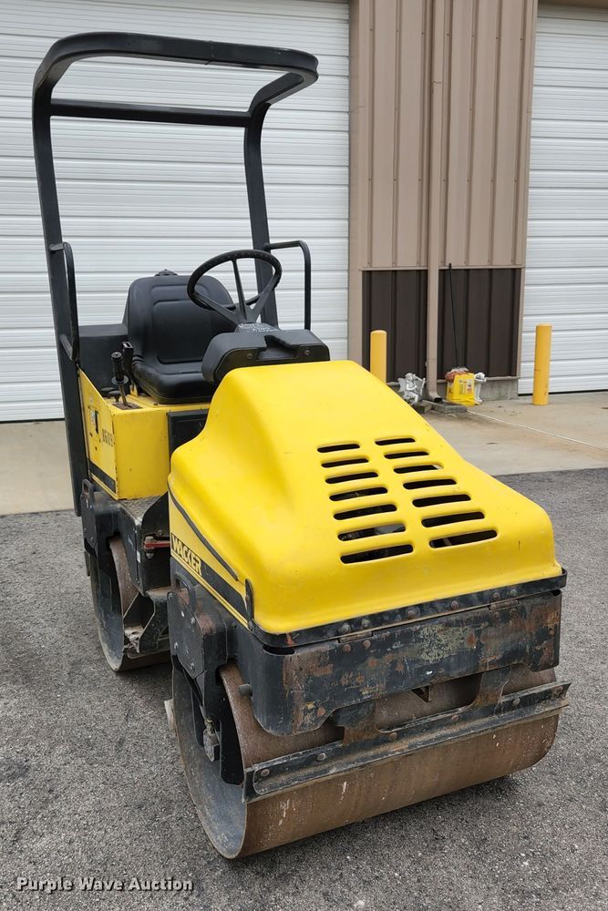 image for item DM7419 2001 Wacker RD11A  double drum vibratory roller