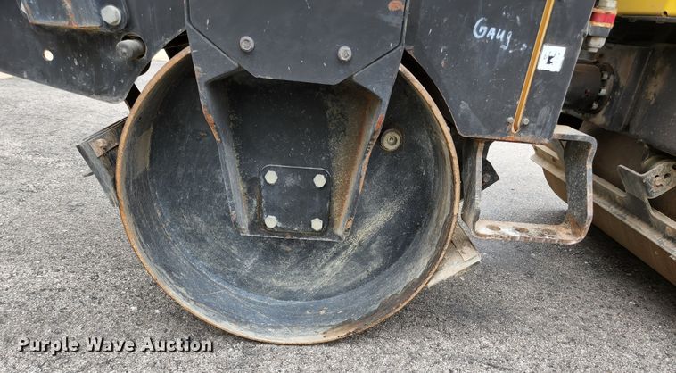 image for item DM7419 2001 Wacker RD11A  double drum vibratory roller