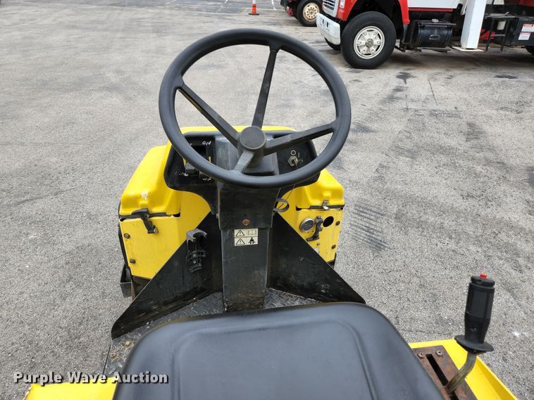 image for item DM7419 2001 Wacker RD11A  double drum vibratory roller