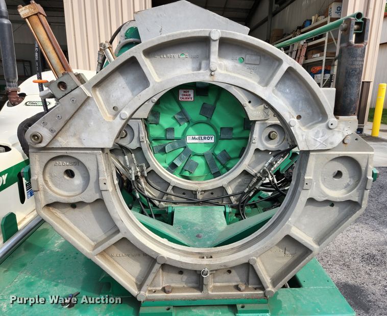 image for item DM7420 2008 McElroy TracStar 630  pipe fusion machine