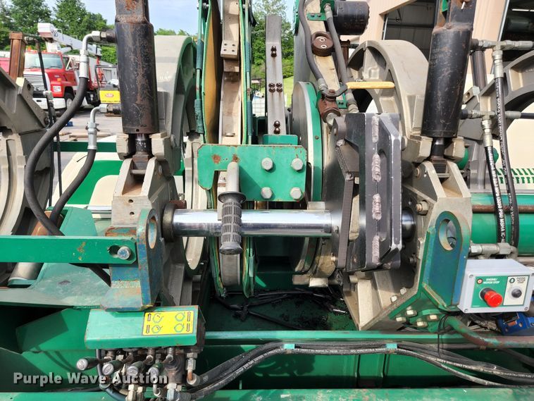 image for item DM7420 2008 McElroy TracStar 630  pipe fusion machine