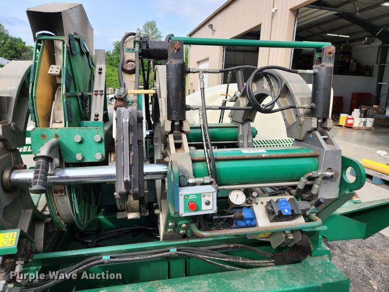 image for item DM7420 2008 McElroy TracStar 630  pipe fusion machine