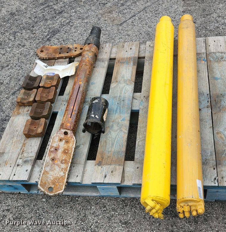 image for item DM7421 2014 Vermeer D36X50 Series II  directional boring unit