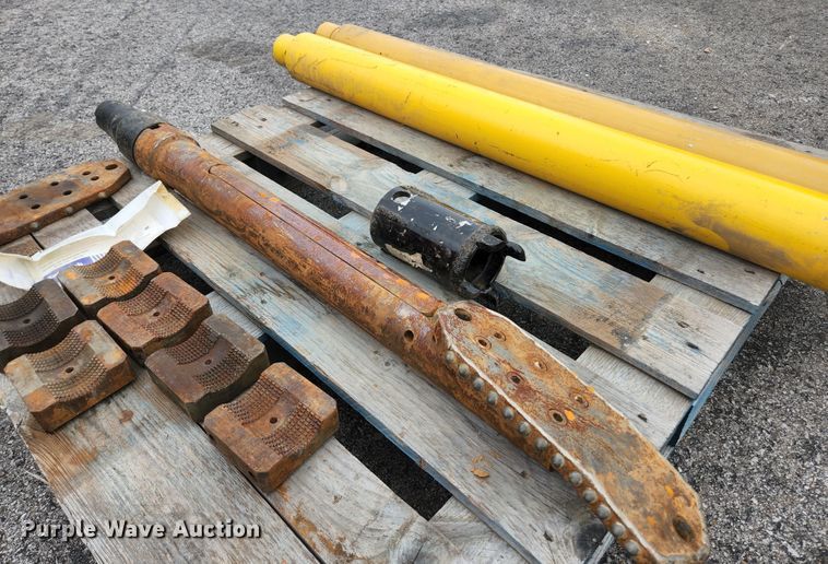 image for item DM7421 2014 Vermeer D36X50 Series II  directional boring unit