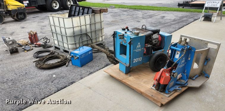 image for item DM7433 TT Technology  lateral pipe bursting system