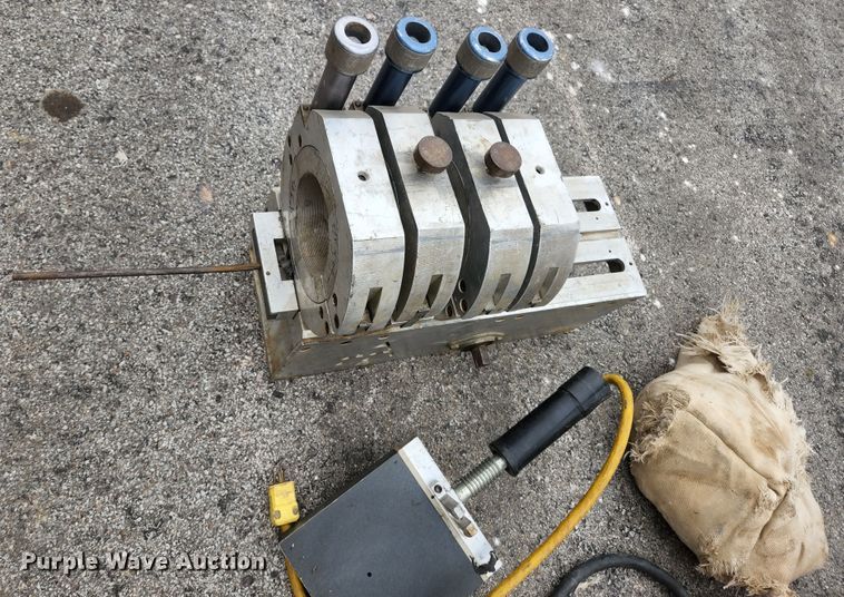 image for item DM7433 TT Technology  lateral pipe bursting system