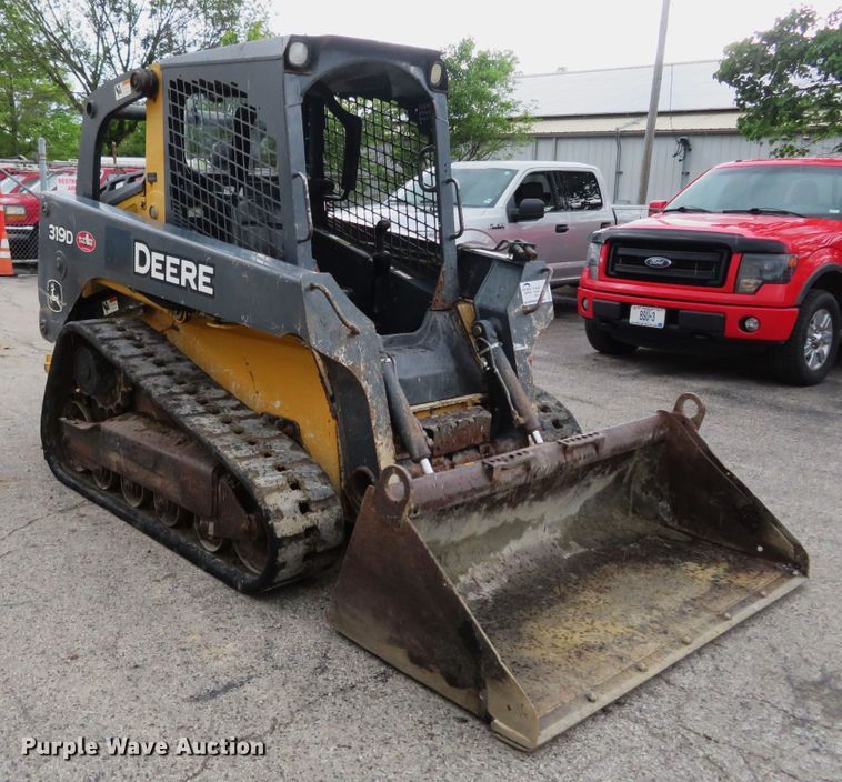 image for item DM7442 2010 John Deere 319D  tracked skid steer loader