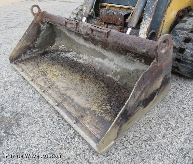 image for item DM7442 2010 John Deere 319D  tracked skid steer loader