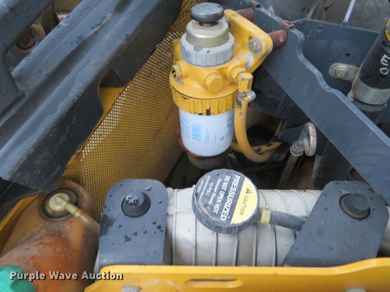 image for item DM7442 2010 John Deere 319D  tracked skid steer loader