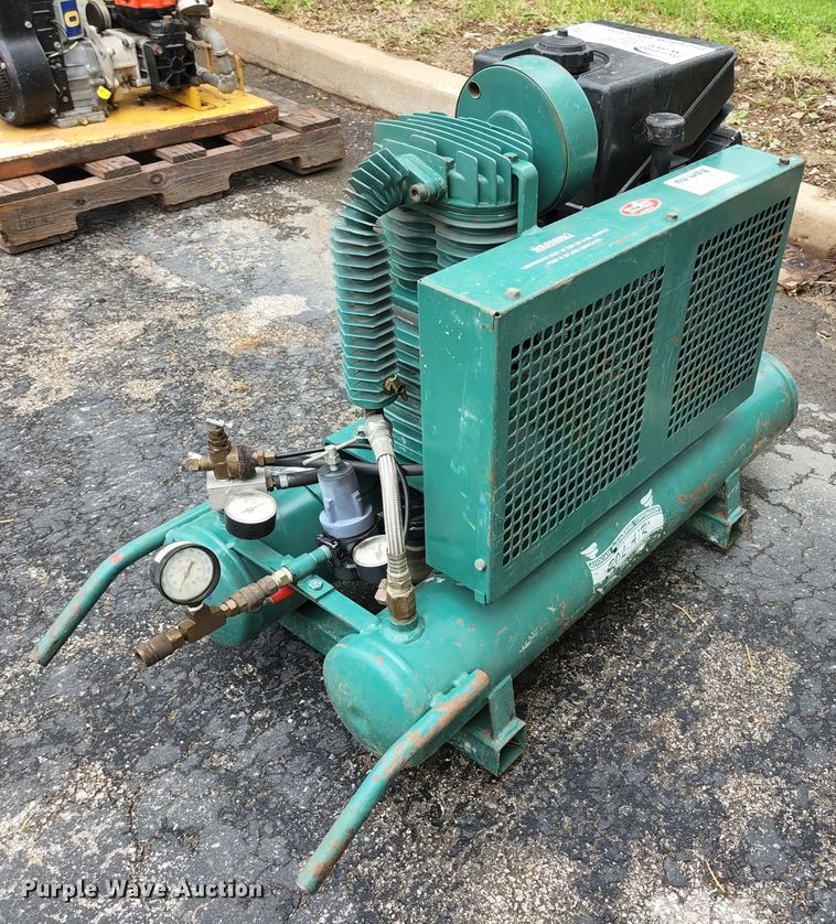 Associate Engineering 4090K17 air compressor in Bridgeton, MO | Item ...