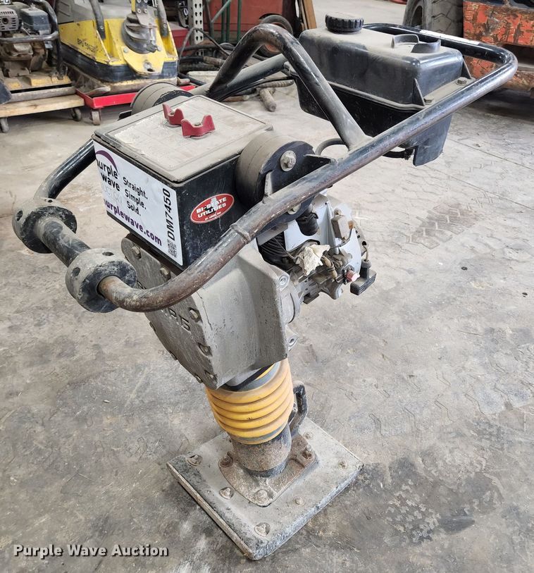 image for item DM7450 1998 Bomag BT60  plate compactor